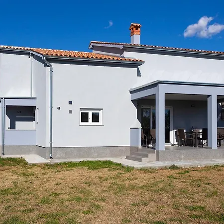 Ferienhaus House 2020 *